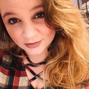 Meet your Posher, Tonya